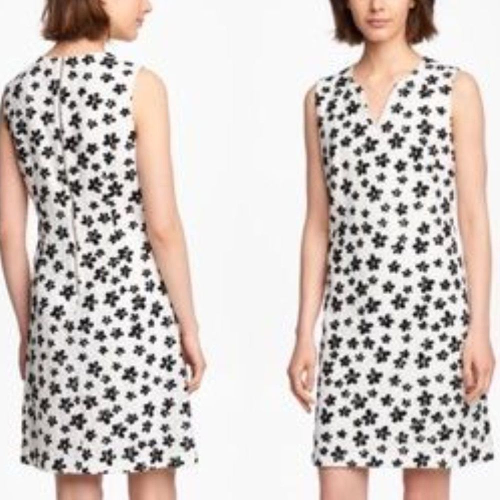 Karl Lagerfeld Sleeveless Floral Embroidered Lace Shift Dress Black White 4